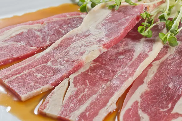 Pancetta su sfondo bianco — Foto Stock