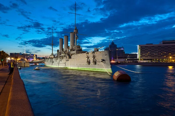 Crucero Aurora en San Petersburgo, Rusia — Foto de Stock