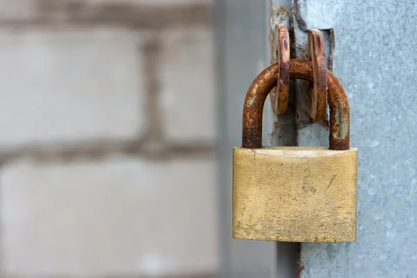 Old rusty padlock — Stock Photo, Image