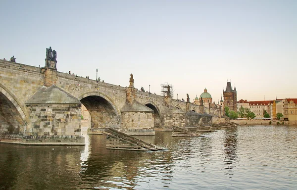 Puente Carlos de Praga —  Fotos de Stock
