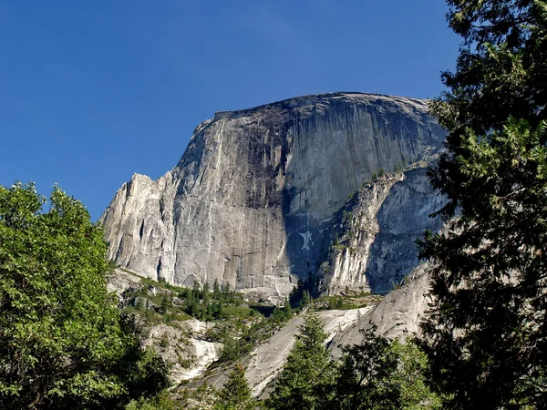 Cúpula Media del Parque Nacional Yosemite — Foto de Stock