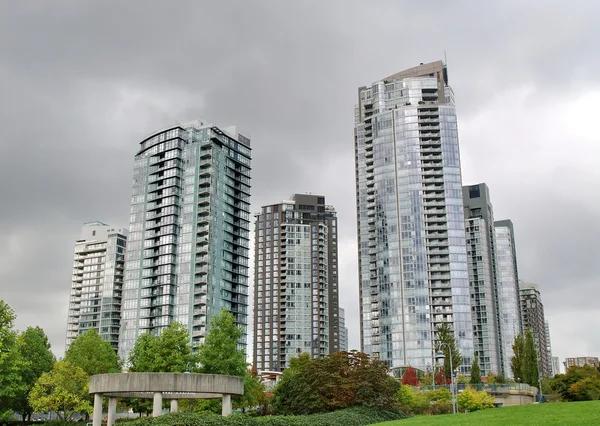 Wieże z vancouver city, british columbia, Kanada — Zdjęcie stockowe