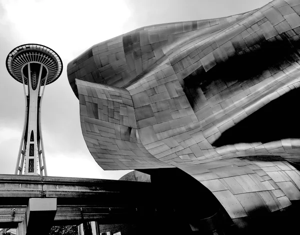 SEATTLE - SEPTEMBER 6: Experience Music Project (EMP) with Seatt — Stock Photo, Image