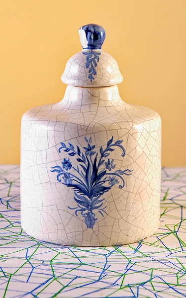 Old white and blue pot — Stock Photo, Image