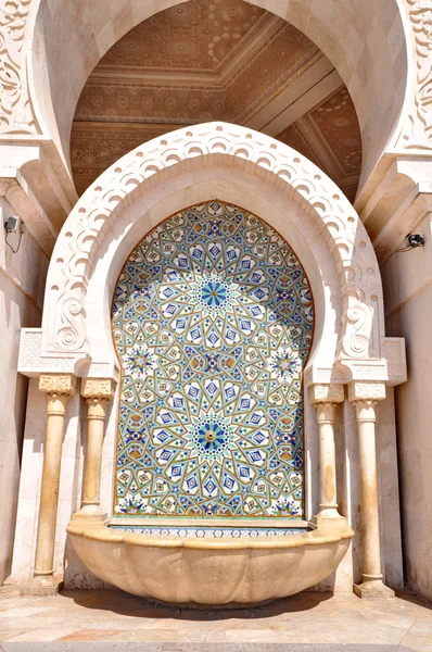 Kapu részlete a a hassan ii mecsetre található casablan — Stock Fotó