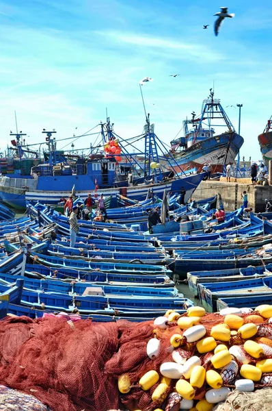 Barche da pesca blu di essaouira — Foto Stock