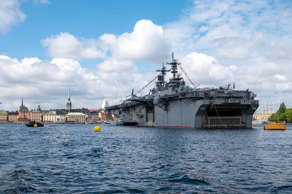 Suecia Estocolmo Junio 2022 Uss Aircraft Carrier Bahía Ciudad Estocolmo — Foto de Stock