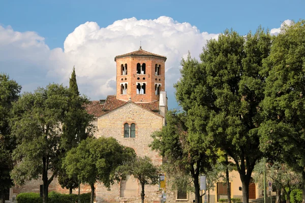 Chiesa di san stefano, verona — Stok fotoğraf