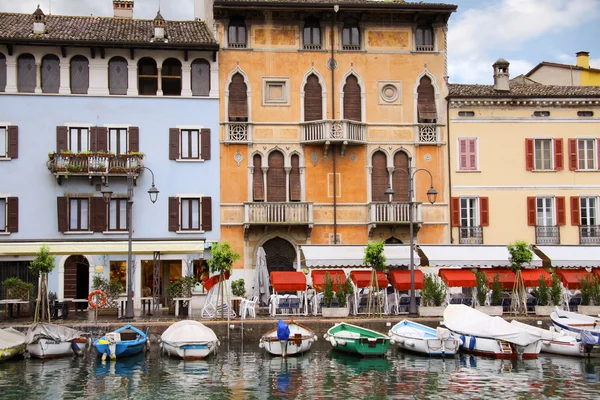 Hafen von Desenzano — Stockfoto