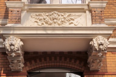 eski bir bina süslemeleri