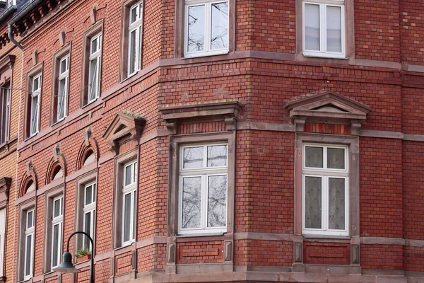 Brick house in the old town of Wiesbaden — Stock Photo, Image