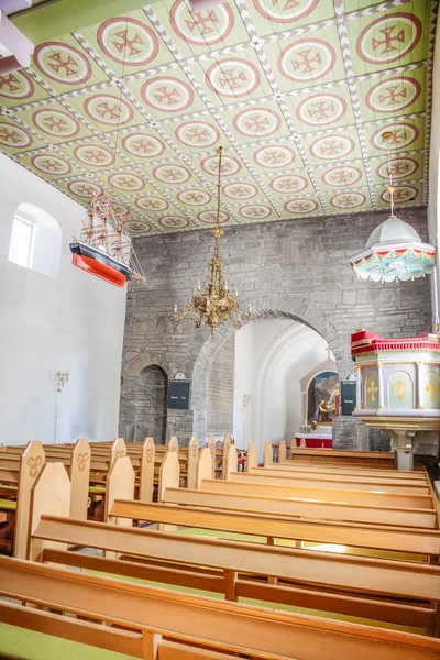 Kirchenschiff der St. Peders kirke auf bornholm — Stockfoto