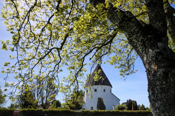 Kerek templom Ols Kirke St. Bornholm — Stock Fotó