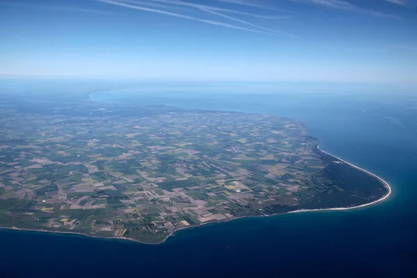 Letecký pohled na západním pobřeží ostrova bornholm — Stock fotografie