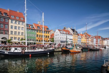 eski tekneler ve nyhavn Kopenhag evleri