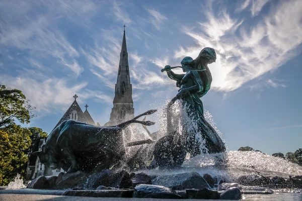 St. albans church a gefion fontána v Kodani — Stock fotografie