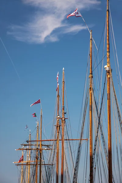 大帆船船的桅杆 — 图库照片