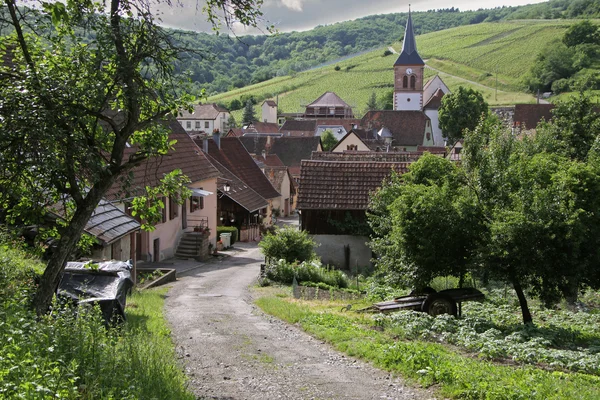 Piccolo villaggio rurale — Foto Stock