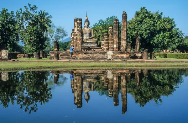 Budist tapınağı harabe ayutthaya geçmiş parc — Stok fotoğraf