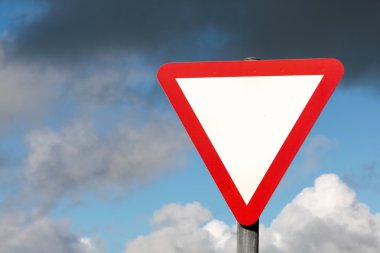 yol işareti olmadan metin vermek