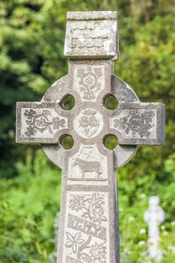 eski İrlandalı mezarlık çapraz
