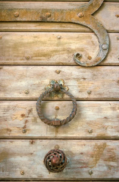 Llamador de puerta vieja en St. Jeannet — Foto de Stock