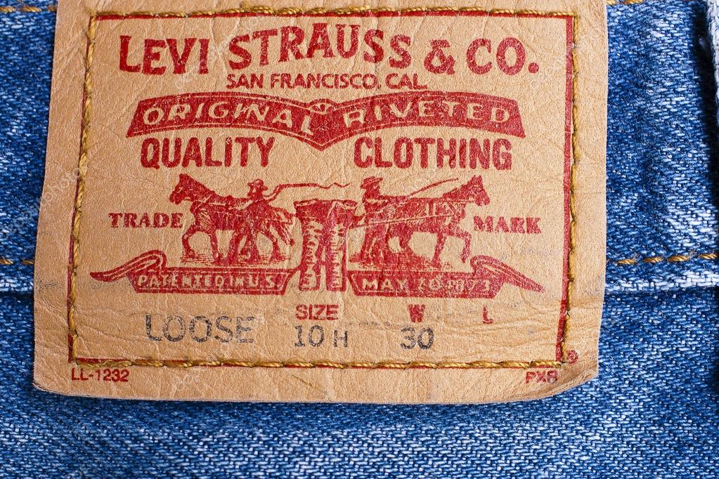 levis jeans label