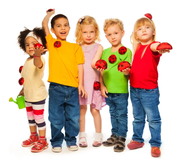 Gruppo di bambini primavera — Foto Stock