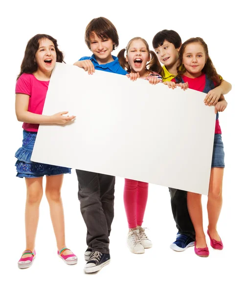 Five kids showing blank board — Stock Photo, Image