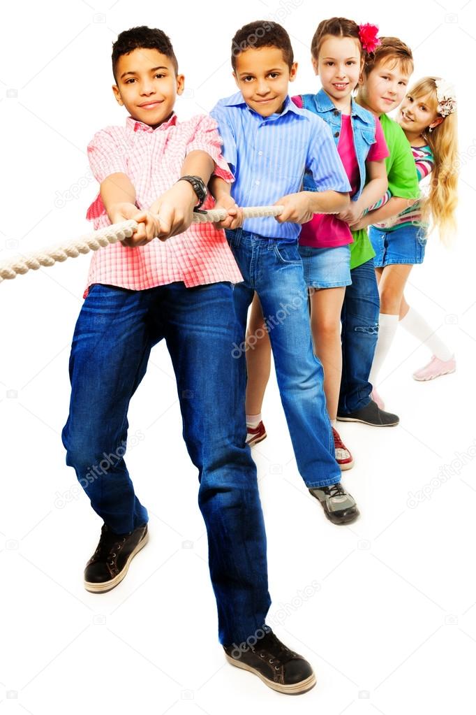 Strong kids pulling rope