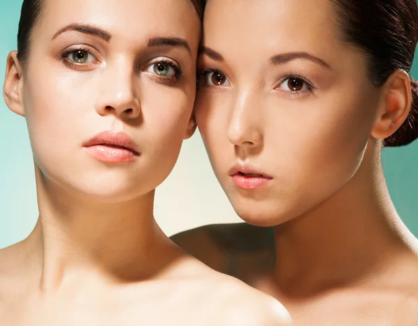 Clean beauty portrait of two women — Stock Photo, Image