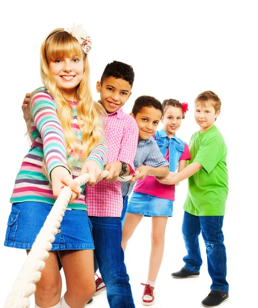 Winning kids pull — Stock Photo, Image