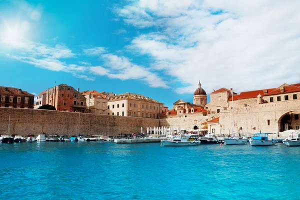 Hamnen i dubrovnik — Stockfoto