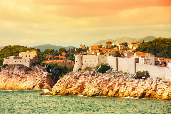 Dubrovnik fästning från havet — Stockfoto