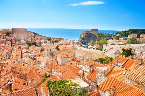 Panorama of Dubrovnik city and walls — Stock Photo, Image