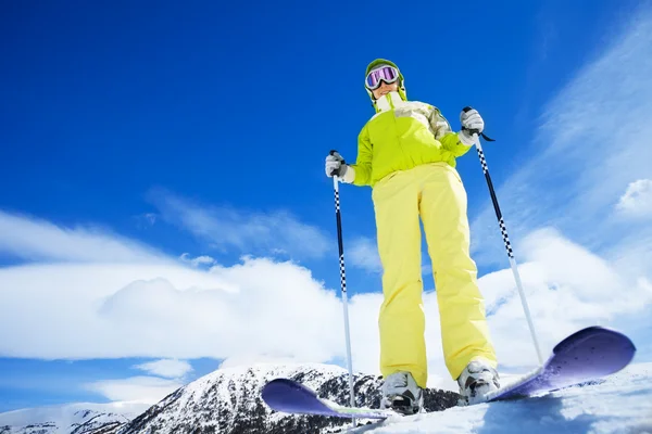 Ik ben de gelukkigste skiër ooit — Stockfoto