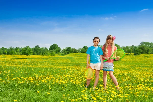 Tennis and girls — Stock Photo, Image