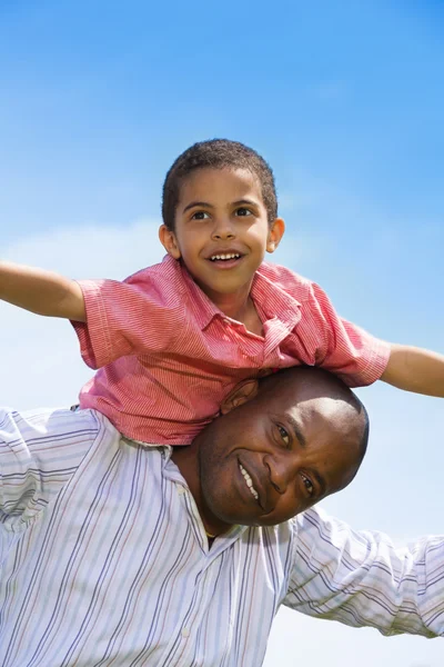 Father playing with son — Stock Photo, Image