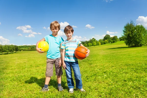 Garçons garçons sportifs — Photo