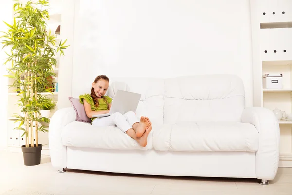 Study at home with computer — Stock Photo, Image