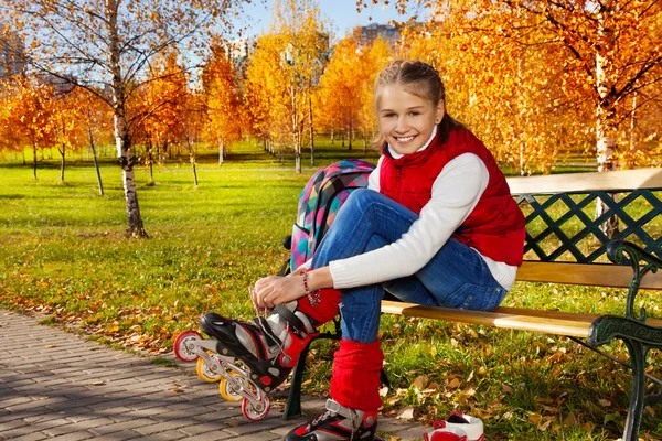 Blond meisje — Stockfoto