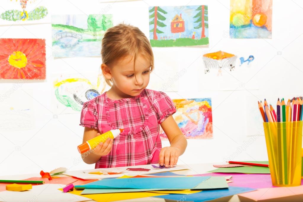 Girl in art lesson