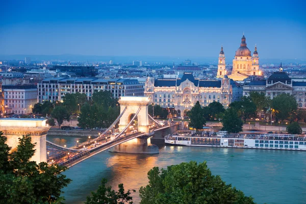 Chain Bridge  in Budapest — Stock Photo, Image