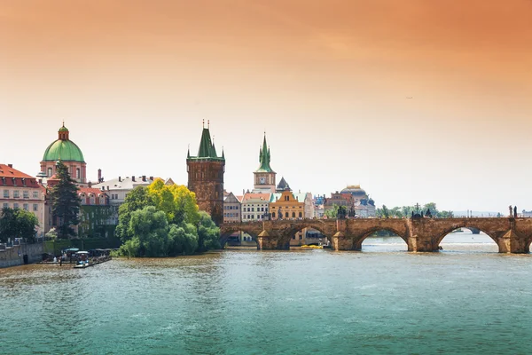 Puente de Carlos en Praga —  Fotos de Stock