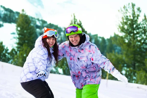 Glückliche Snowboarder — Stockfoto