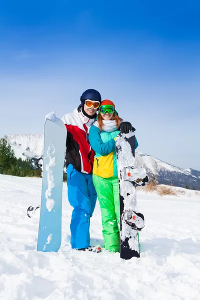 Couple en masques de ski — Photo