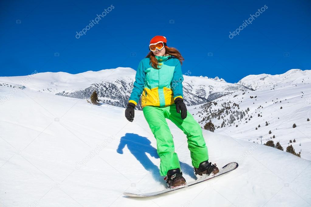 girl  on snowboard
