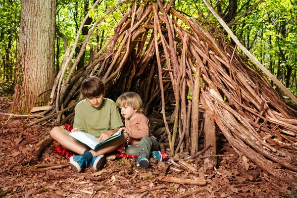 Two Children Years Old Boys Read Book Sitting Hut Branches — 图库照片