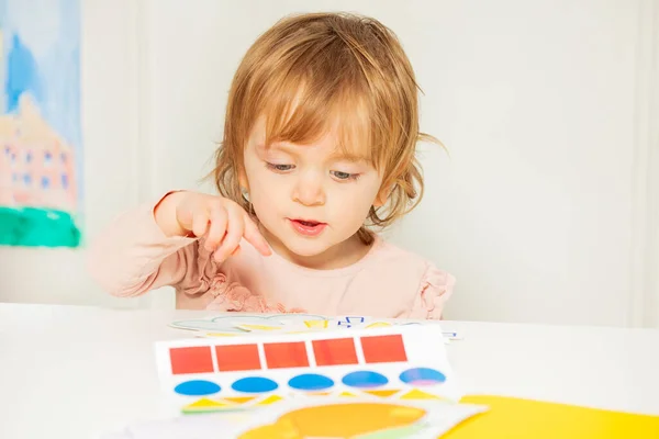 Little Beautiful Girl Point Different Shapes Development Class Kindergarten — Stock Fotó