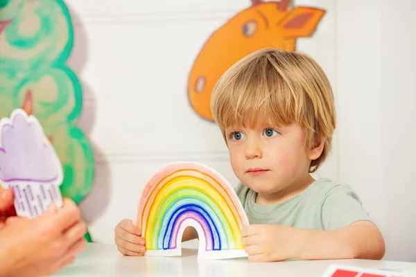 Little Cute Boy Kindergarten Class Hold Cart Weather Rainbow Card — Zdjęcie stockowe